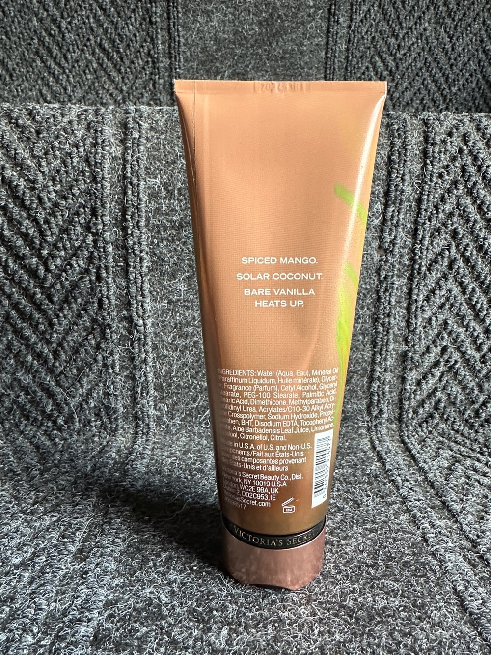 Victoria’s Secret Bare Vanilla Heat Body Lotion - Picture 2 of 7